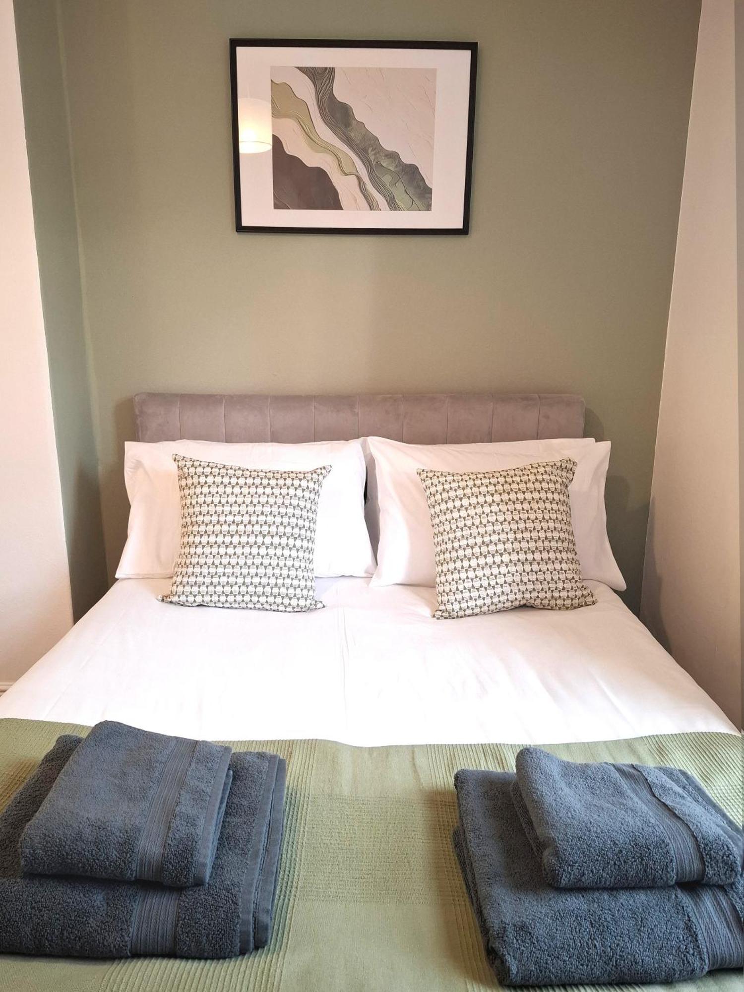 Modern Bright 3 Bedroom House Burton  외부 사진