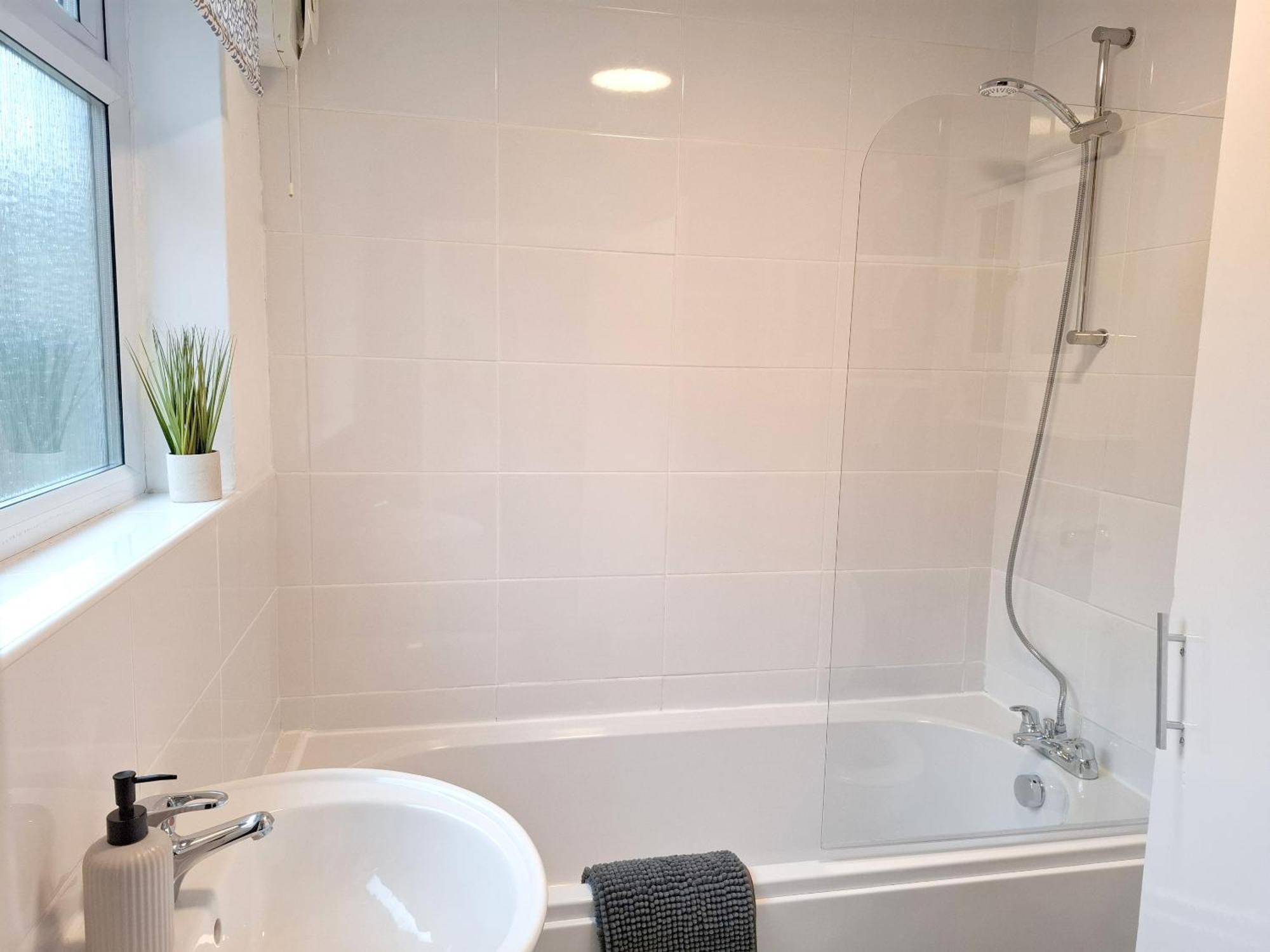 Modern Bright 3 Bedroom House Burton  외부 사진